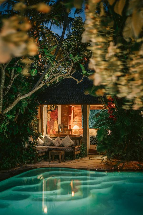 Villa Istimewa เซมินยัค ภายนอก รูปภาพ