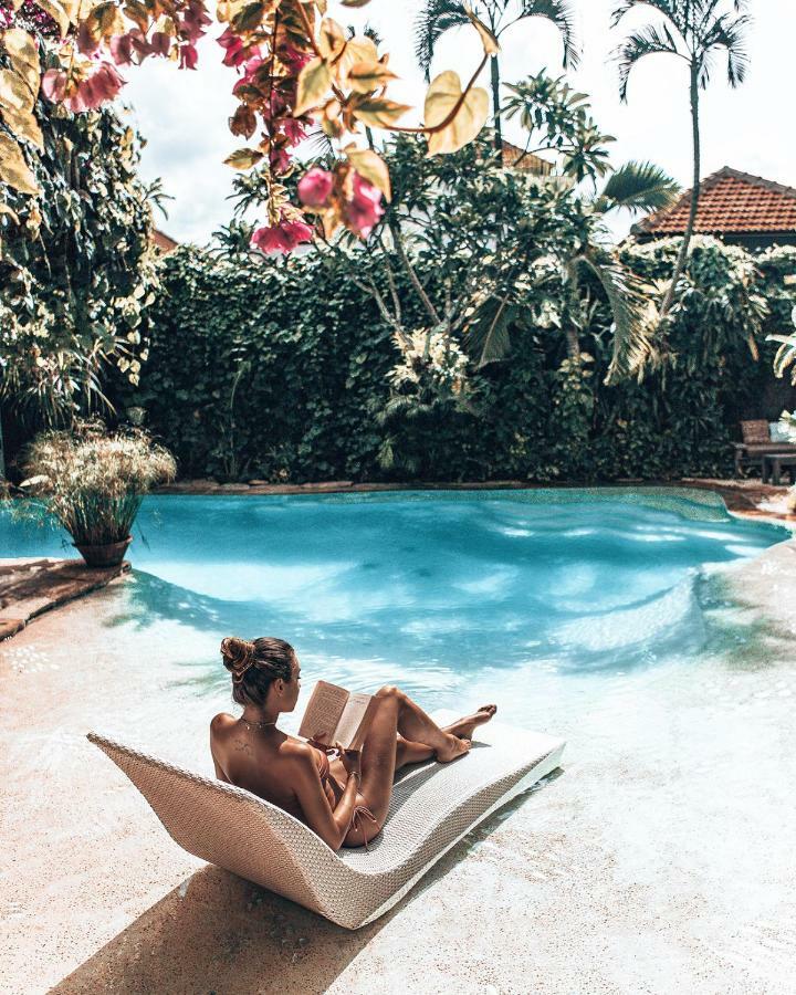 Villa Istimewa เซมินยัค ภายนอก รูปภาพ